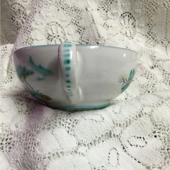 Vintage Demitasse Teacup and saucer - Picture 4 of 13